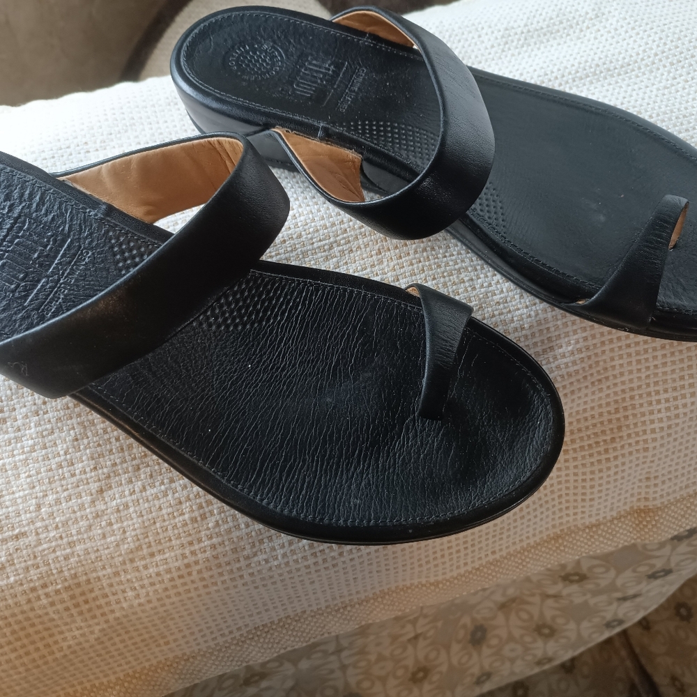 Genuine soft leather sandals made by Fitflop size 10